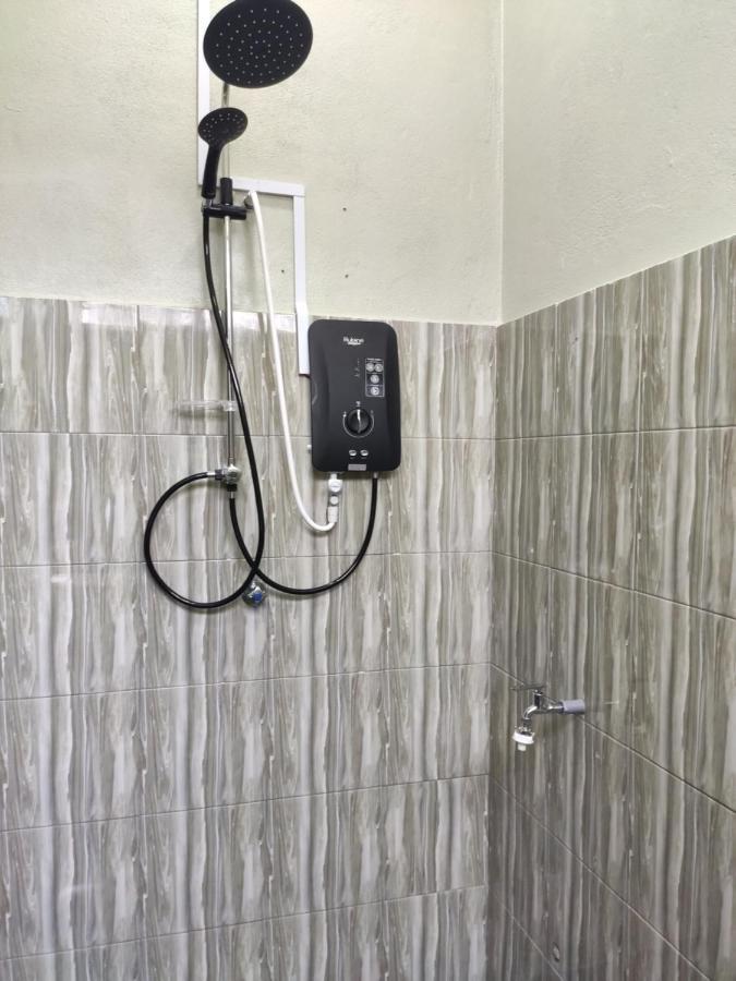 Villa Private Pool Cassa Dinies, Wifi , Bbq,10 Pax Rantau Panjang Exterior foto